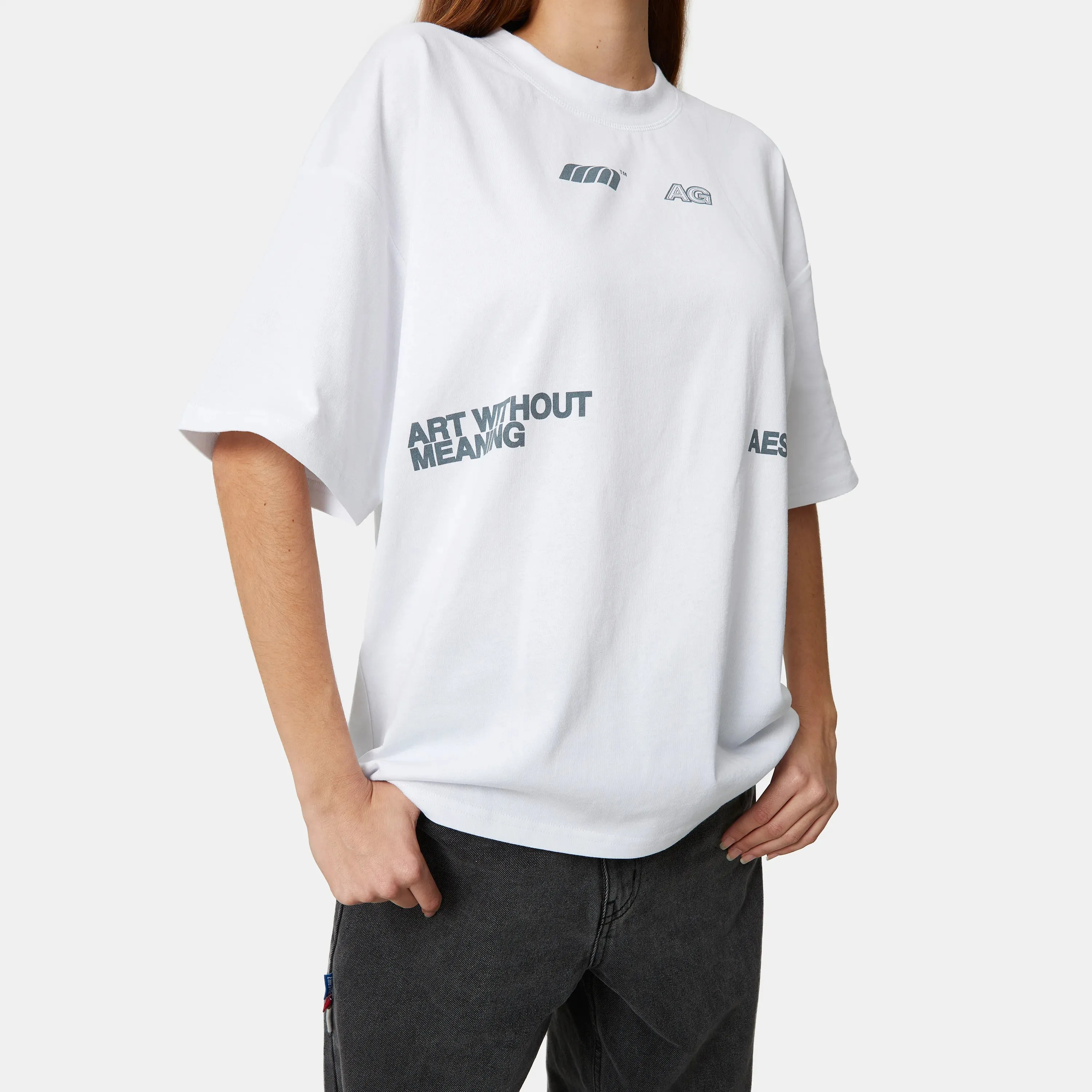 Closing Pearl Oversized Tee