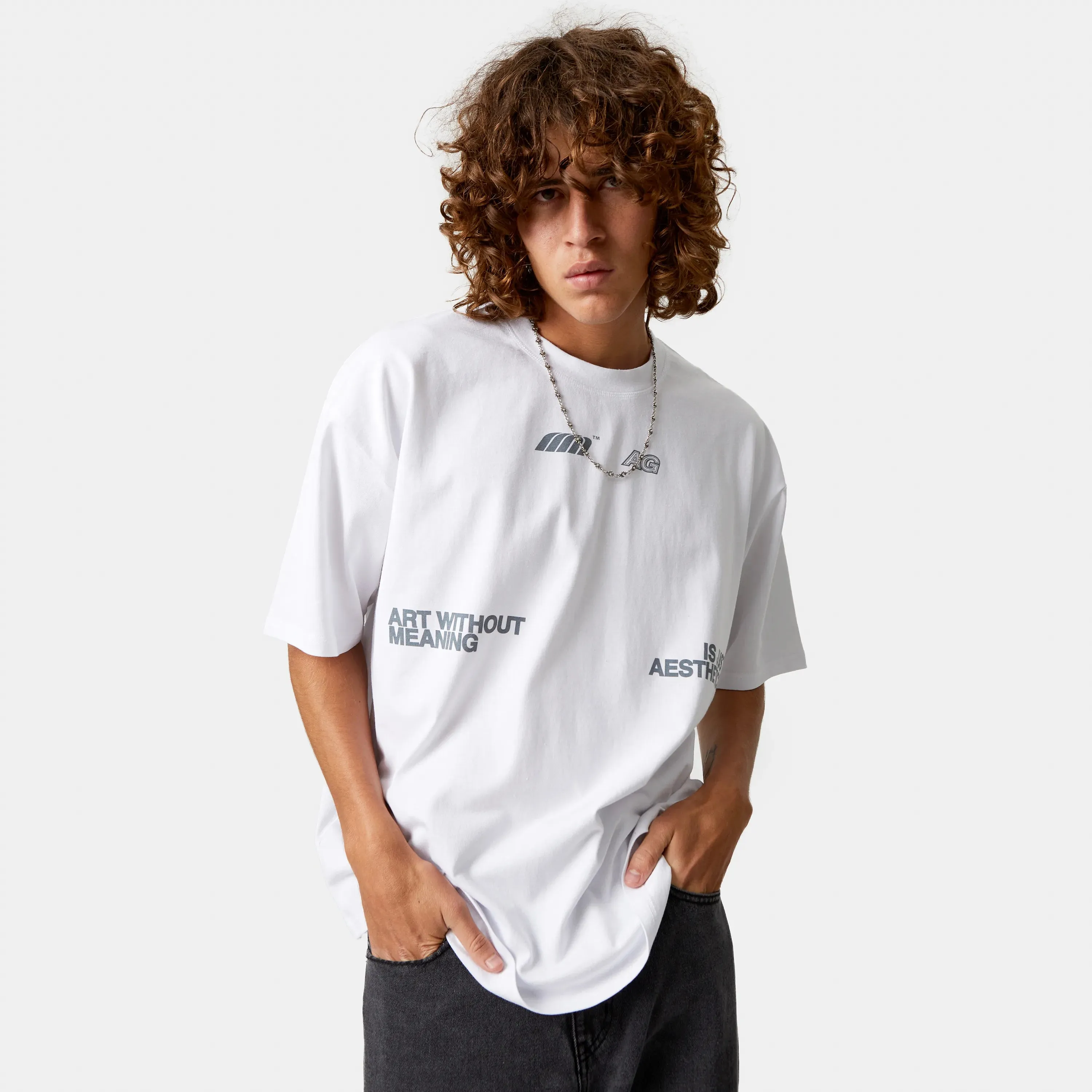 Closing Pearl Oversized Tee