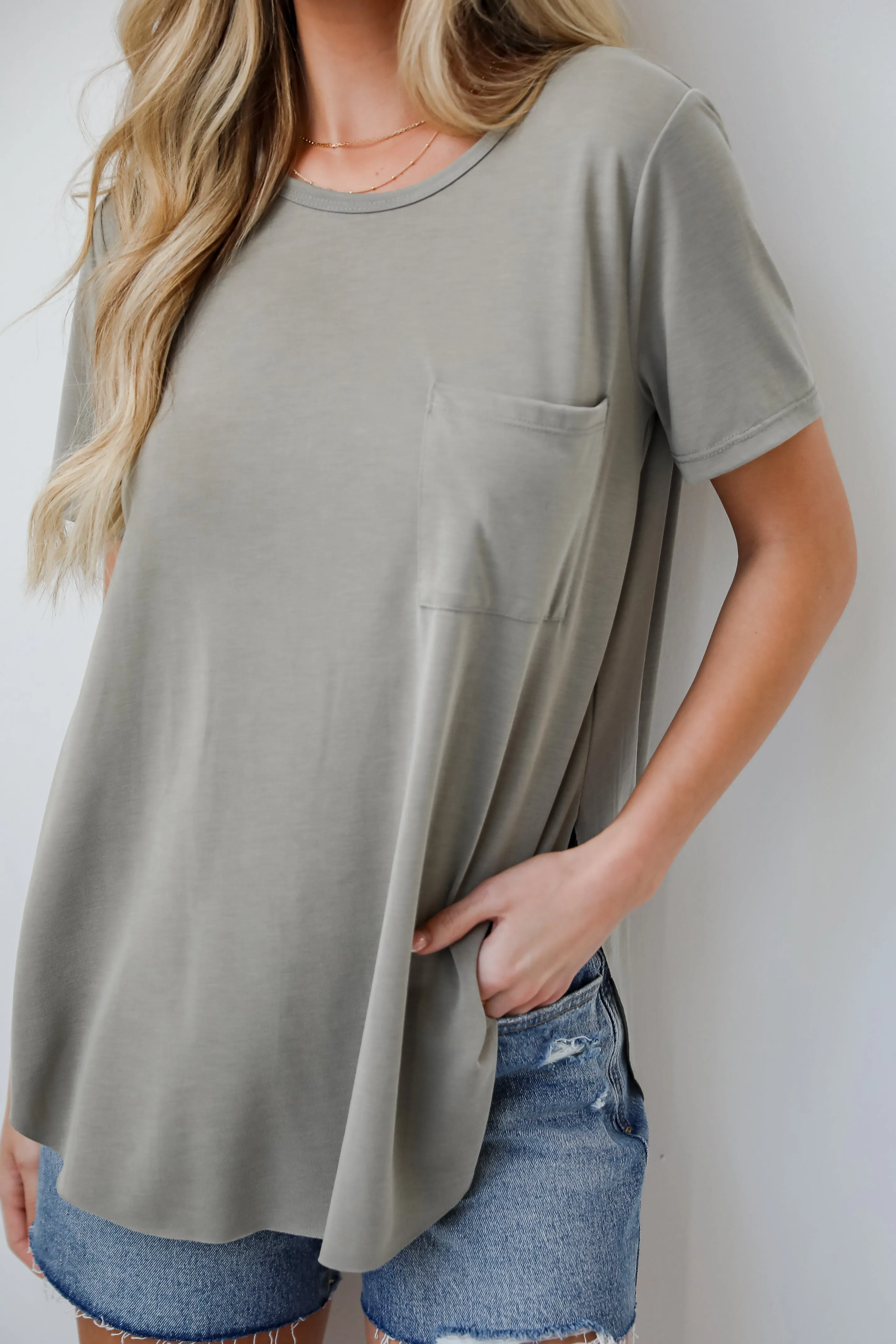 FINAL SALE - Sarah Everyday Pocket Tee