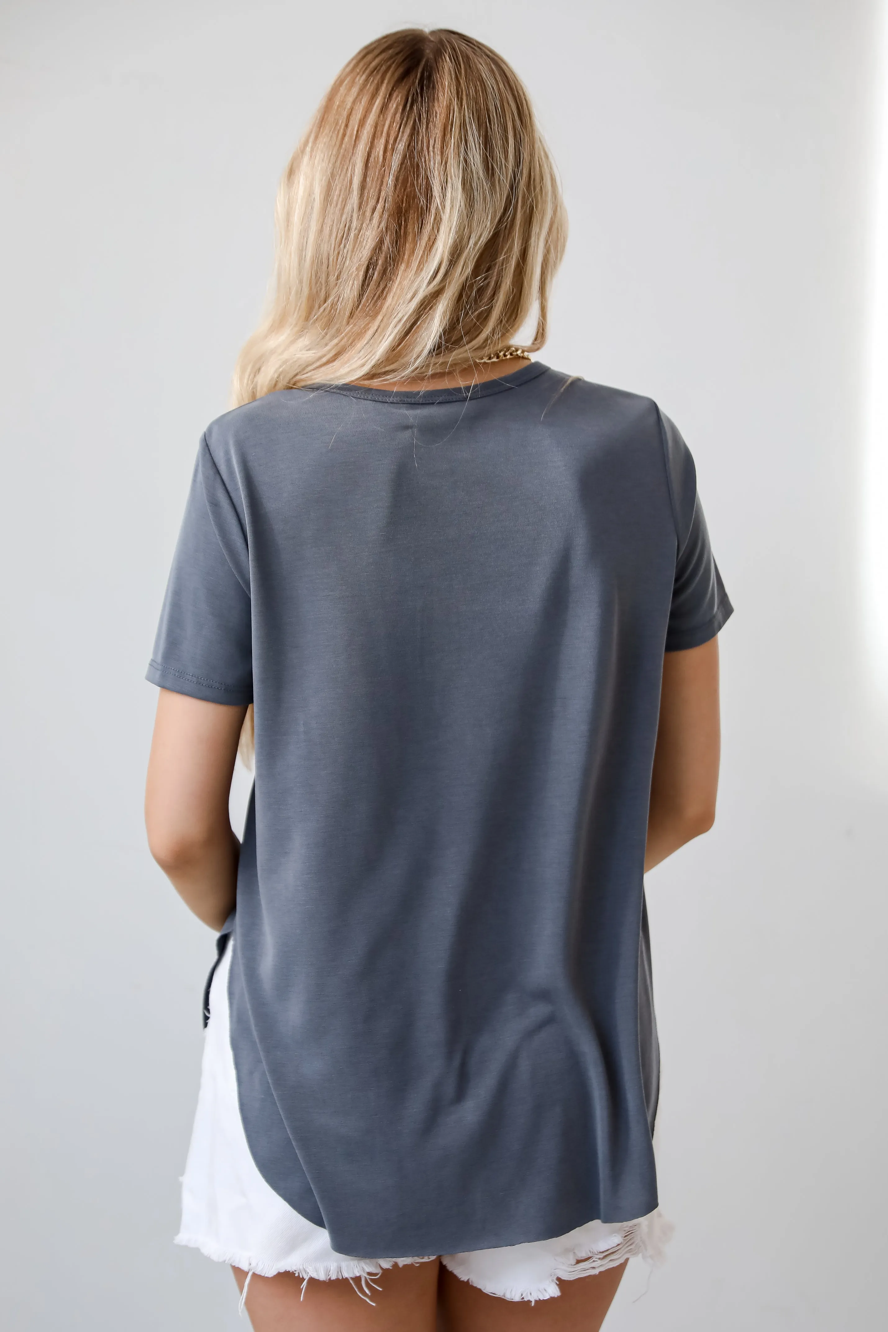 FINAL SALE - Sarah Everyday Pocket Tee