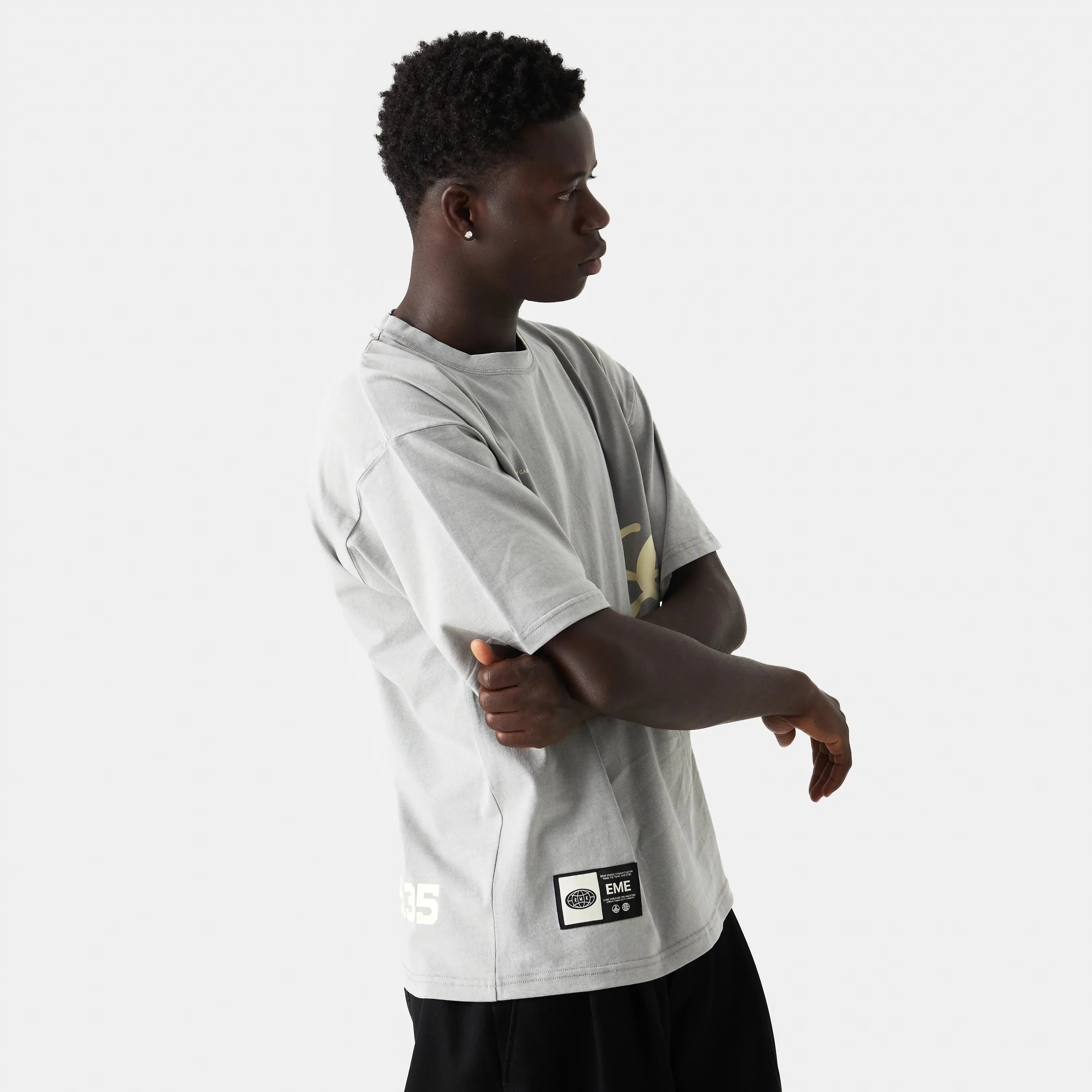 Side Hug Pebble Oversized Tee