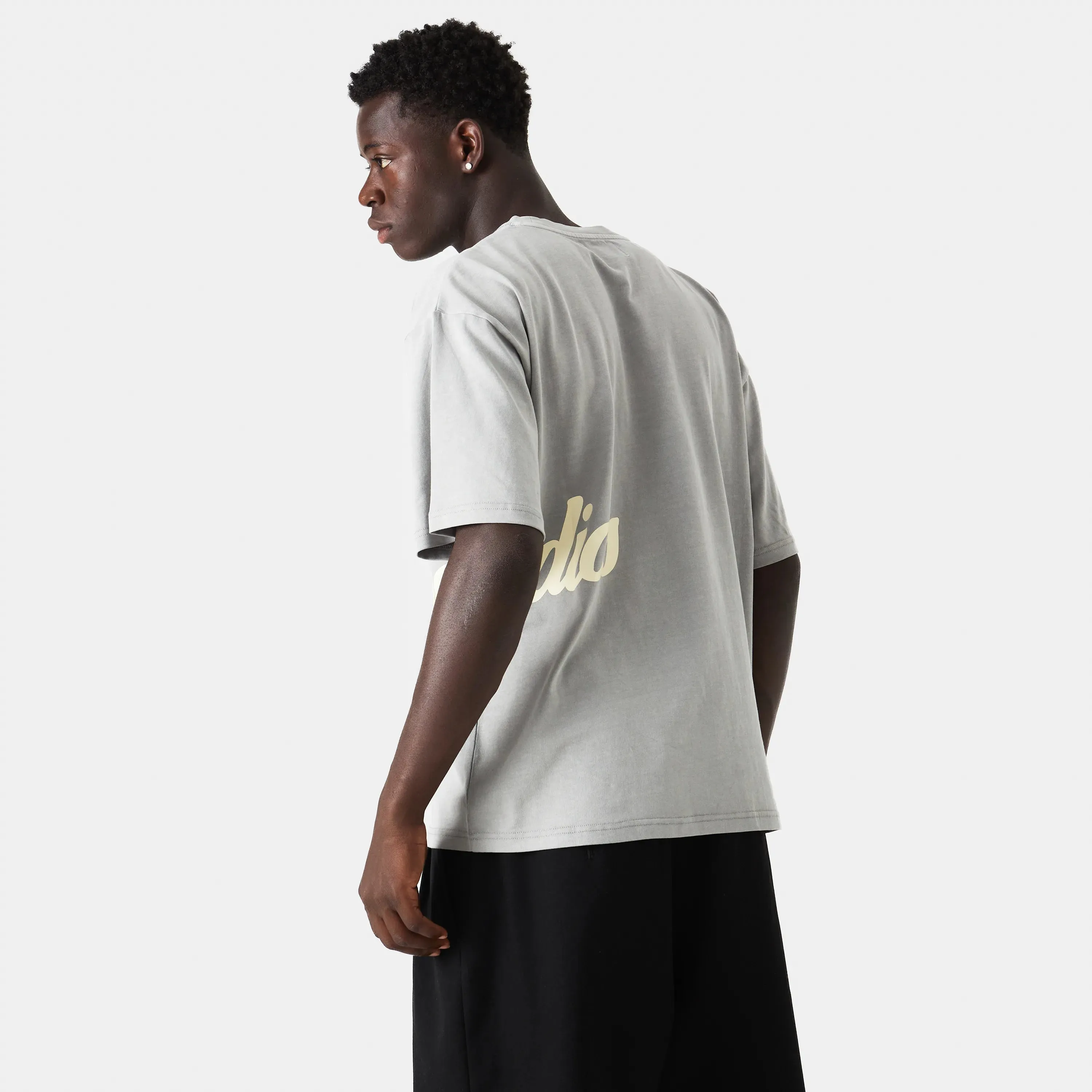Side Hug Pebble Oversized Tee